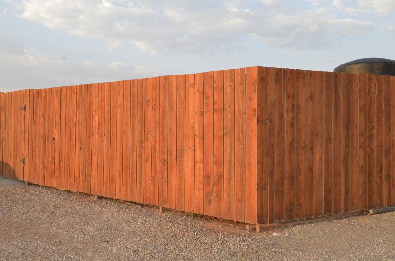 Fence Sealing in Kansas City, KS